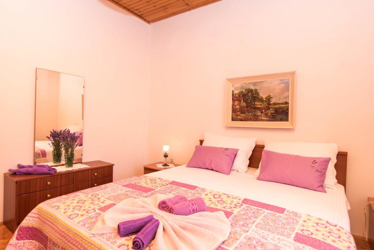 פג Apartments Salis מראה חיצוני תמונה