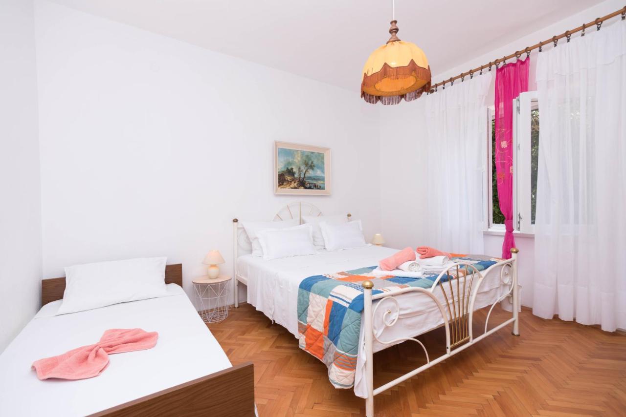 פג Apartments Salis מראה חיצוני תמונה